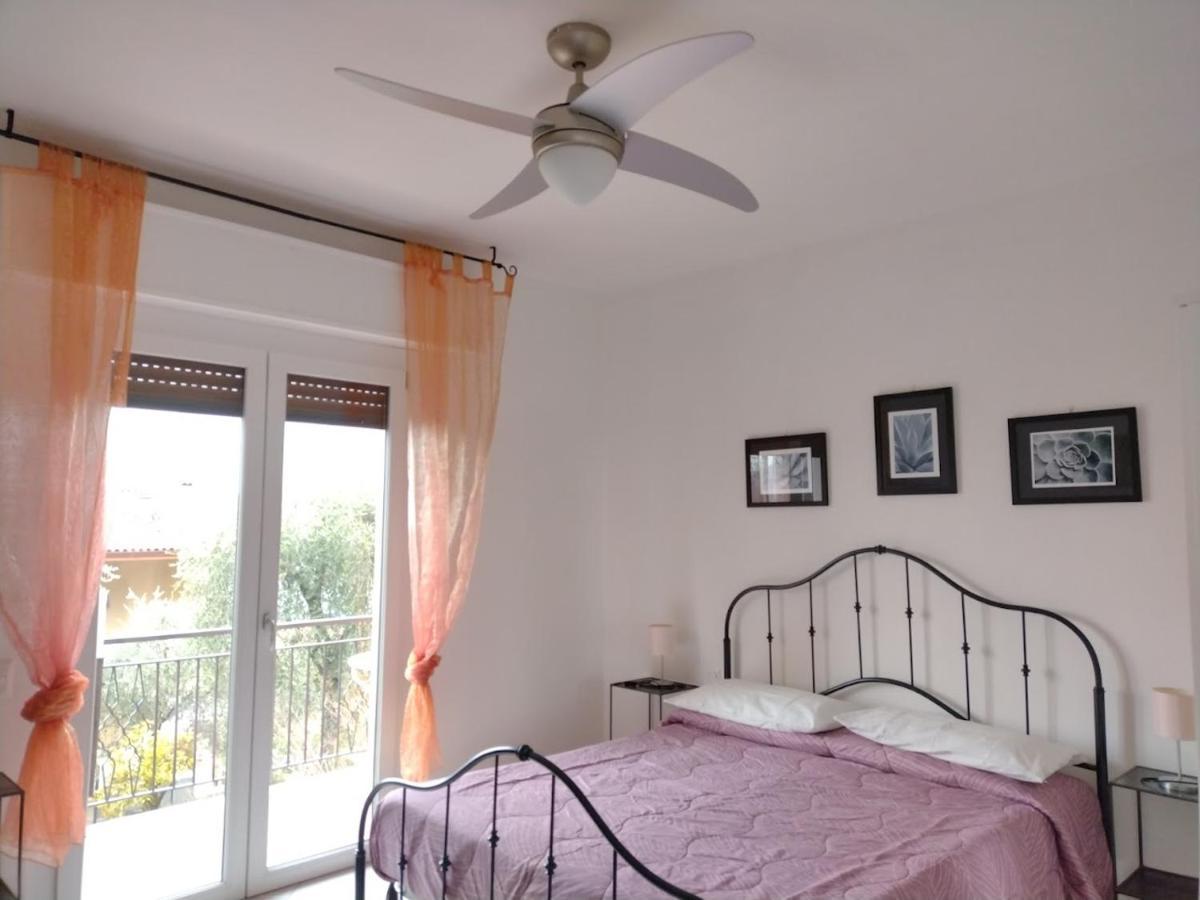 Appartamenti Casa Nina, Lago,Montagne, Uliveti Brenzone sul Garda Luaran gambar