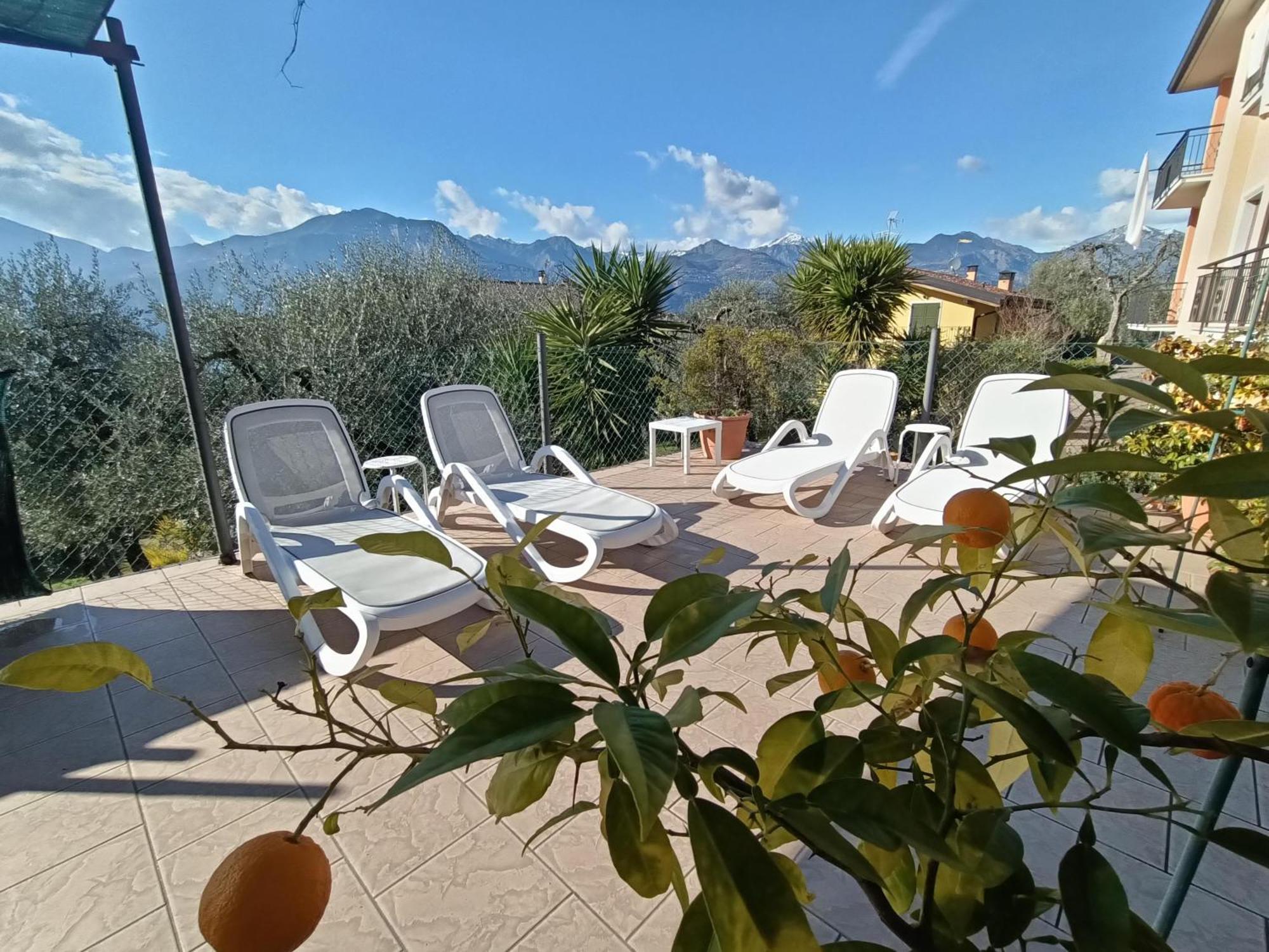 Appartamenti Casa Nina, Lago,Montagne, Uliveti Brenzone sul Garda Luaran gambar