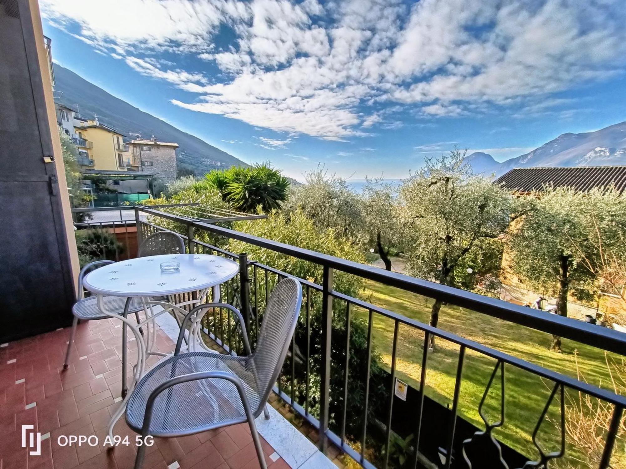 Appartamenti Casa Nina, Lago,Montagne, Uliveti Brenzone sul Garda Luaran gambar