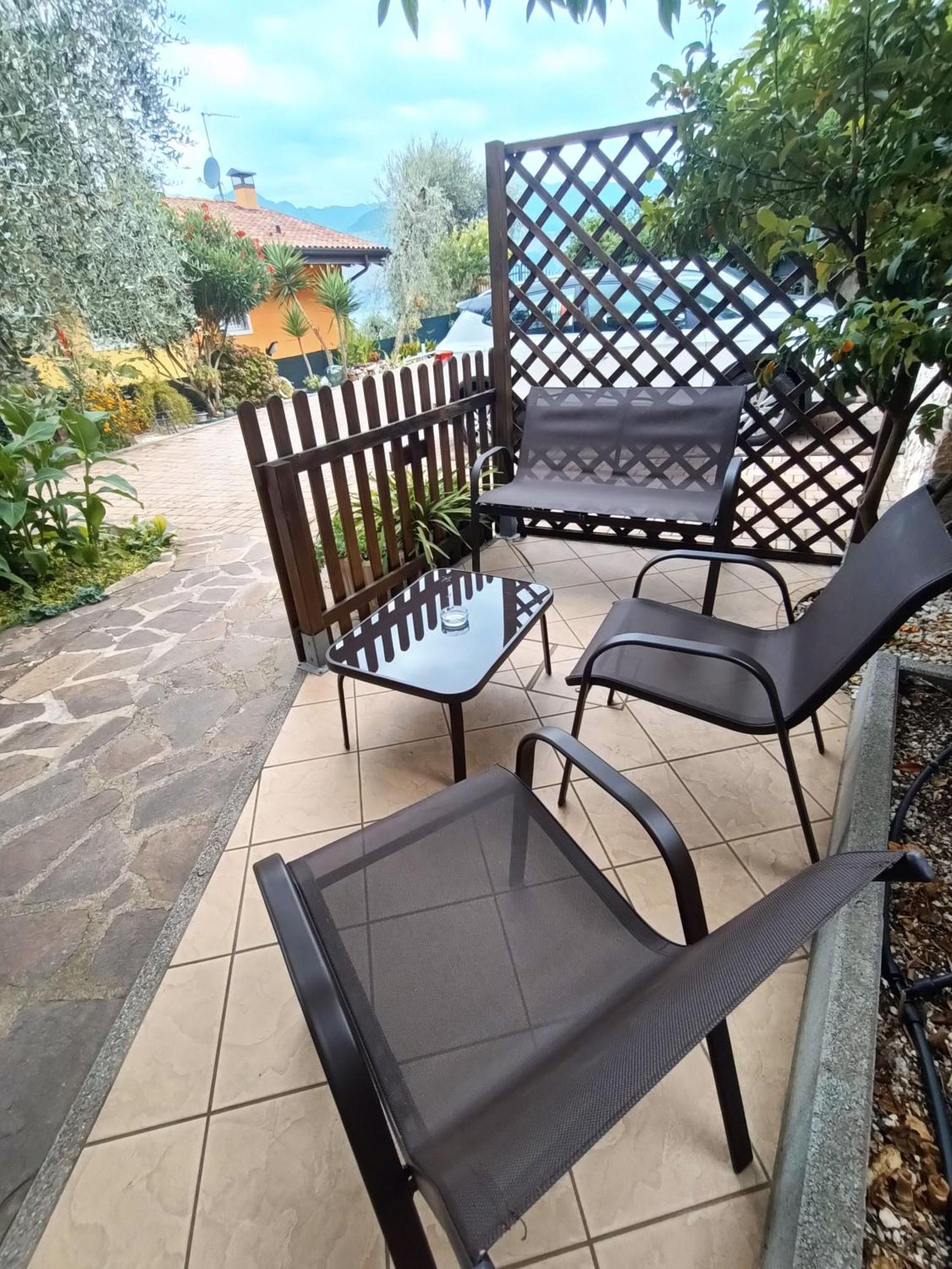 Appartamenti Casa Nina, Lago,Montagne, Uliveti Brenzone sul Garda Luaran gambar