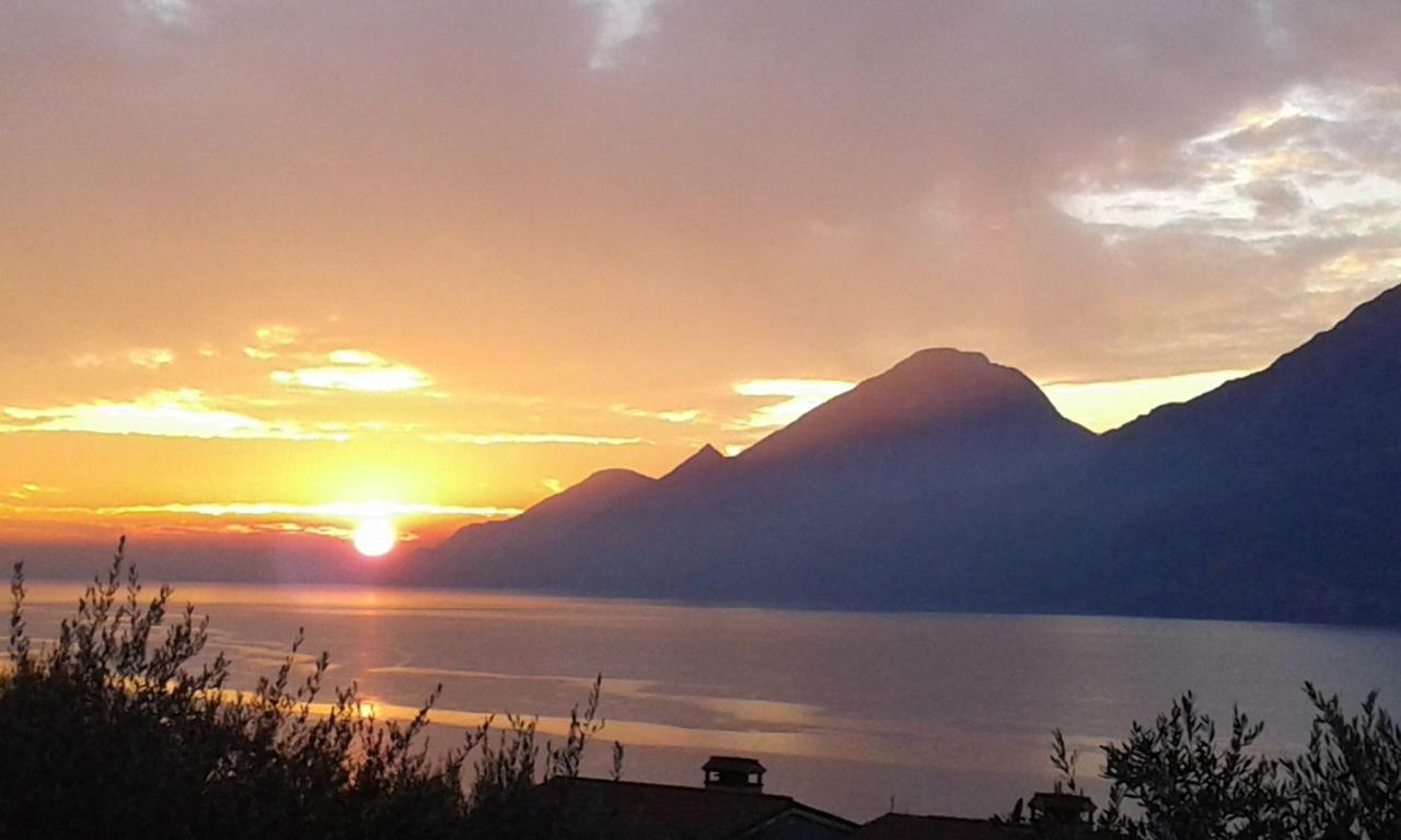 Appartamenti Casa Nina, Lago,Montagne, Uliveti Brenzone sul Garda Luaran gambar